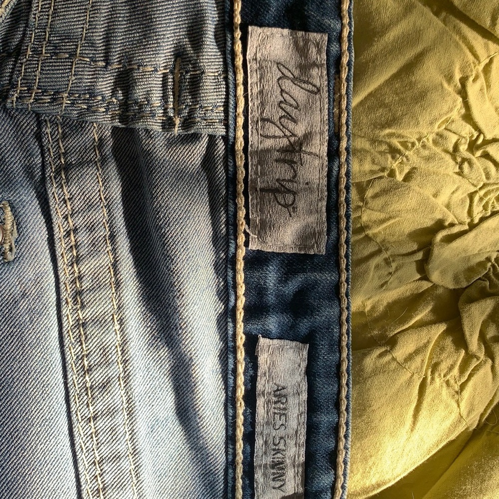 this are low rise the buckle jeans